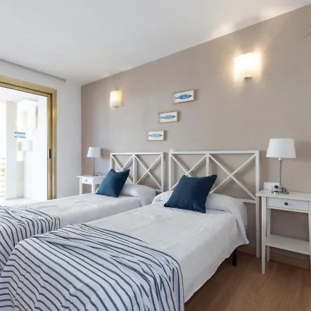 Uhc Novelty Family Complex Apartamento *
