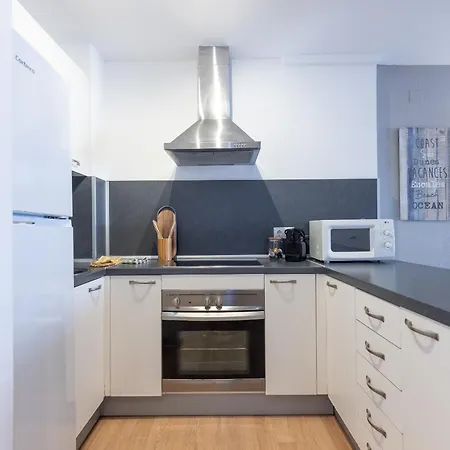 Uhc Novelty Apartment