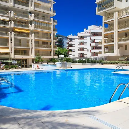 Uhc Novelty Apartment *