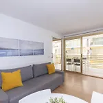 Uhc Novelty Family Complex Апартаменты *